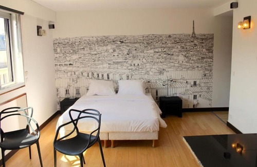 Quartier Saint-Georges Apartment | Short Stay Paris Apartments