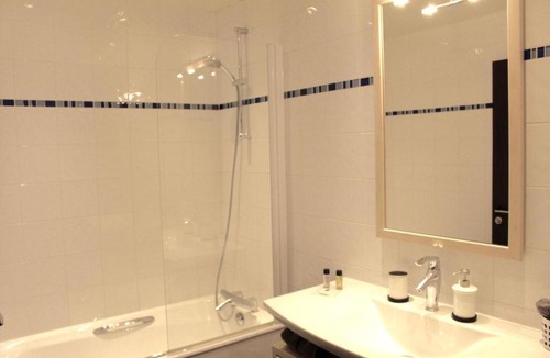 Quartier Saint-Georges Apartment | Short Stay Paris Apartments