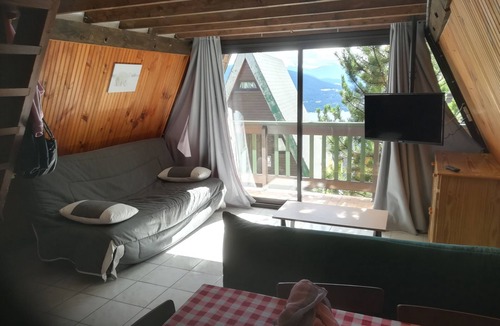 Les Angles Ski Chalet | Small chalet -