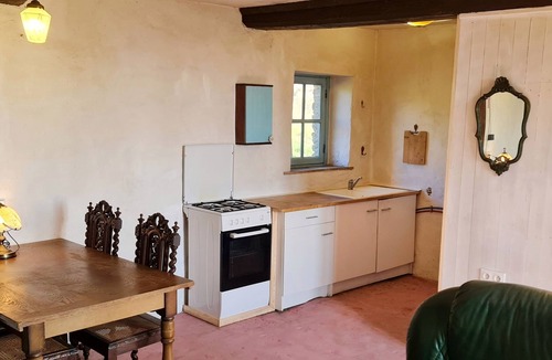 Yvrandes Cottage | Small, quiet country house, 100% nature, no neighbors or noise