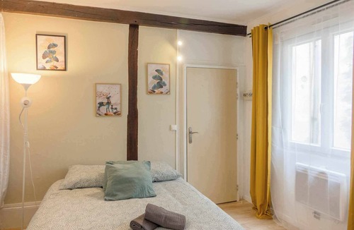 Bourgogne Apartment | Small studio downtown