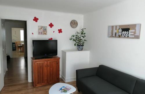 Redon Apartment | Spacieux T3 lumineux dans quartier historique avec wifi