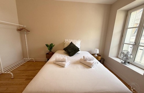 Beaugency Apartment | Spacious 3-Bedroom Apartment in Beaugency