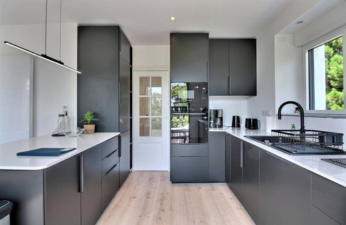 Combrit House | Spacious and quiet house with garden, 2km from the sea