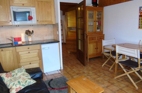 Chatel Apartment | Spacious apartment for 6 with balcony in Châtel