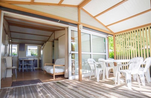 Benodet Ski Chalet | Spacious Chalet with Terrace in Bénodet, 3 Bedrooms, 6 Pers.