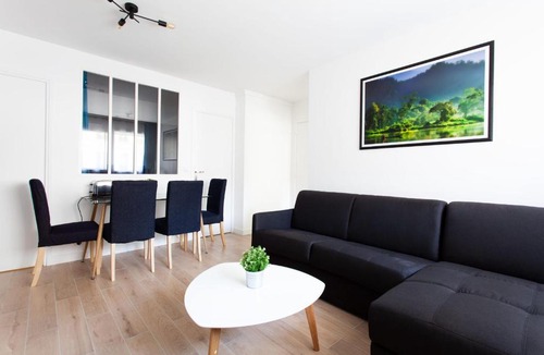 Belleville Apartment | Splendid bright apt near MENILMONTANT