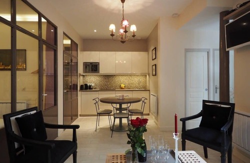 6th Arrondissement Apartment | St Germain Elegant - 2 bedrooms apartment