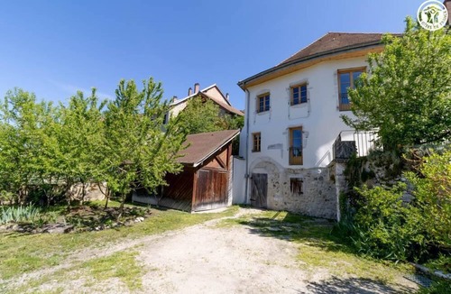 Les Echelles House | Stendhal House - Le Belvédère