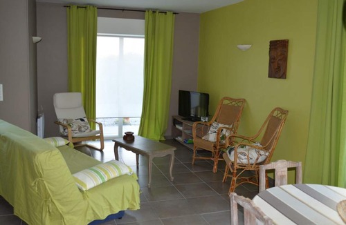 Les Moitiers-d'Allonne Cottage | Stone house 6 pers, pets allowed, WiFi, private terrace