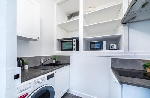 Saint-Cyr-l'Ecole Apartment | Studio équipé, gare à 200m, entre Versailles et SQY