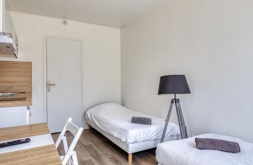 Saint-Etienne-du-Rouvray Apartment | Studio 1 Wi-Fi et parking inclus