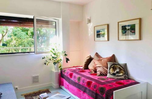 Belleville Apartment | STUDIO, 11, parc de Belleville