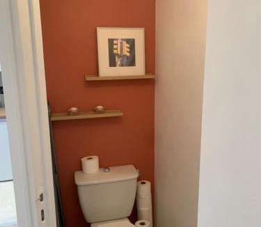 Le Pouliguen Apartment | Studio 27m² - centre-ville - parking privé - Tt équipée - 1km Gare TGV