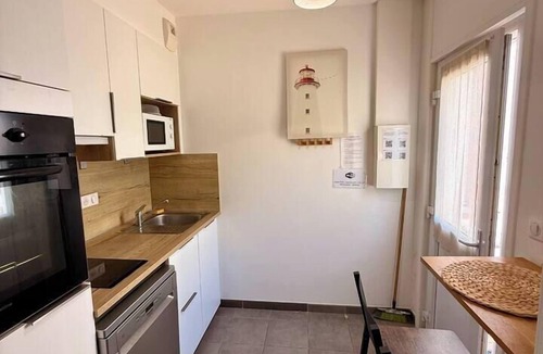 Saint-Nazaire Apartment | Studio 3 (T1) - Place to B "L'harmattan