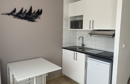 Saint-Marc-sur-Mer Apartment | Studio 300m Plage M Hulot, Chemin Côtier, Commerces - St Marc sur Mer
