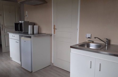 Belleme Apartment | STUDIO 5 minutes from town center with all amenities.