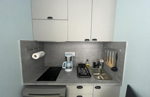Montlucon Apartment | Studio au pied du Château Wi-Fi Proche Gare
