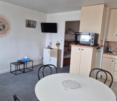 Quiberon Apartment | Studio avec balcon, 4 personnes