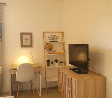 Glaciere - Montmein Apartment | Studio chaleureux proche métro B