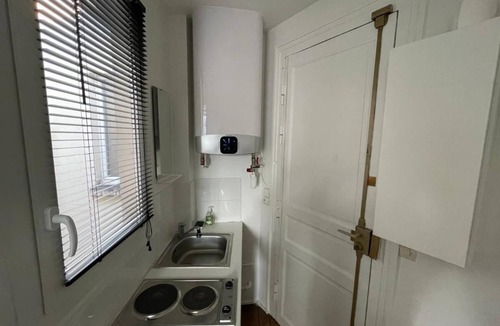 Ternes Apartment | Studio Cosy 17e Arc de Triomphe et Champs Élysées