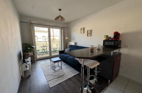 Saint-Jean Eudes Saint-Gilles Apartment | Studio cosy avec balcon et parking