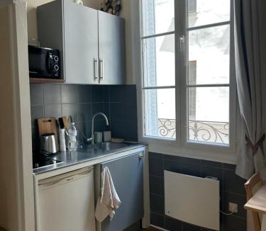 Les Iles Apartment | Studio cosy & lumineux au coeur de l'île Saint Louis