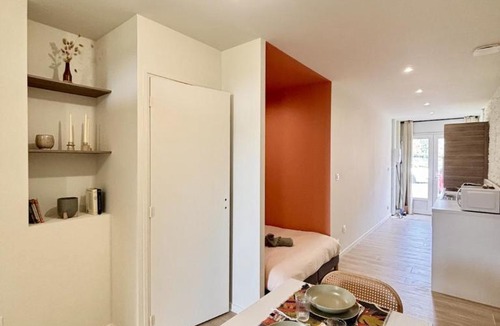 Laille Apartment | Studio cosy proche CELAR, DGA, Ker Lann, Bruz