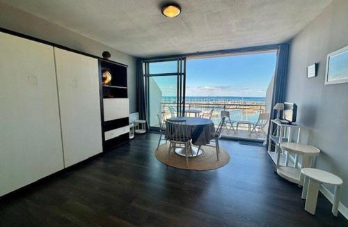 Quiberon Apartment | Studio de 33m² à Quiberon, vue mer, animaux acceptés, parking - FR-1-478-86