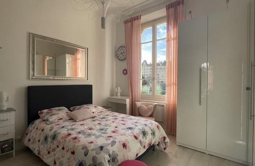 Chatel-Guyon Apartment | Studio Douceur Pastel avec ascenseur