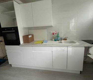 Saint-Jean-Baptiste Apartment | STUDIO en PAUSE