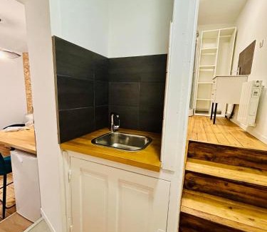 Aurillac Apartment | Studio