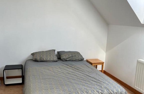 La Chapelle-sur-Loire Apartment | Studio