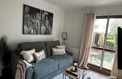 Le Chesnay Apartment | | Studio Premium & Cosy | Paris 20 minutes away |