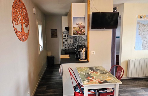 Barneville-Carteret Apartment | Studio in the dunes with small garden