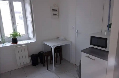 Laval Apartment | Studio in Laval city center