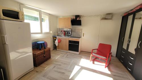 Saint-Cyr-en-Val Apartment | Studio indépendant tout équipé chez l'habitant