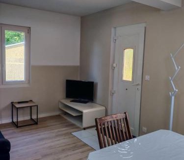Teloche Apartment | Studio indépendant tout équipé proche circuit des 24 Heures