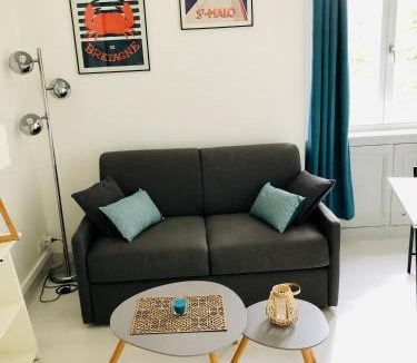 Saint-Ideuc Apartment | Studio lumineux Saint-Ideuc à 1km de la plage