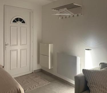 Champrosay Apartment | Studio moderne et spacieux 3