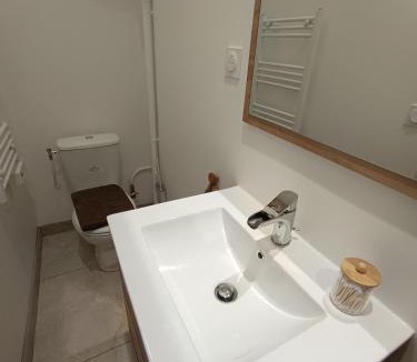 Pont-Sainte-Maxence Apartment | Studio neuf des amandines