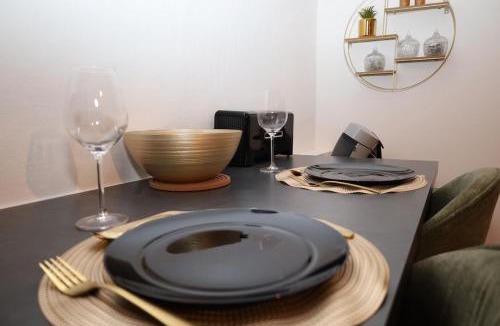 Saint-Jacques - Nazareth Apartment | Studio neuf design - Tram & centre à proximité