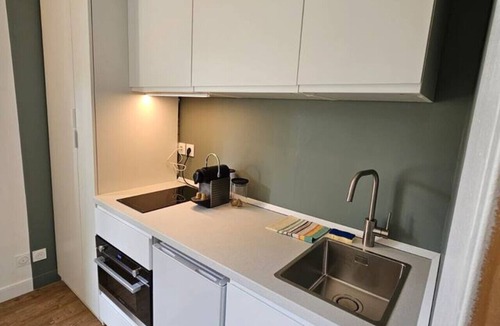 Universite Apartment | Studio on Campus 1 with free parking