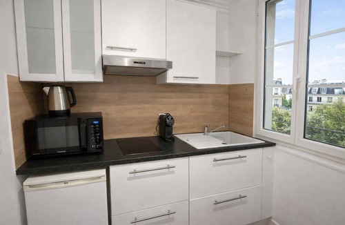 Vivienne Apartment | Studio Parisien grands boulevards Couple ou Solo