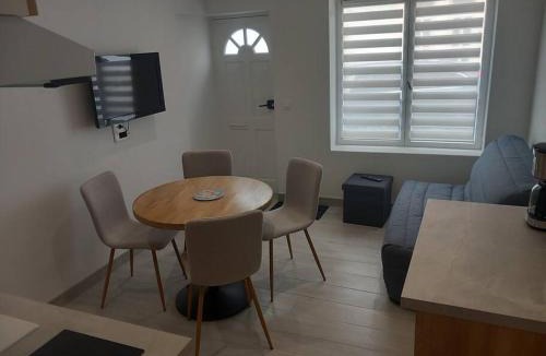 Le Crotoy Apartment | Studio plain-pied 2 Personnes 150 m de la plage