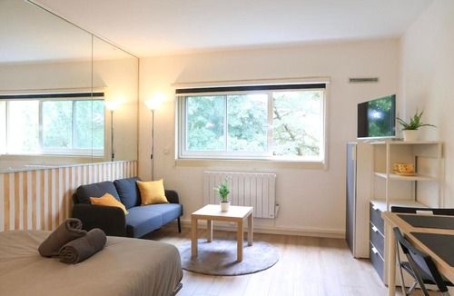Carquefou Apartment | Studio proche Nantes - Route de Paris