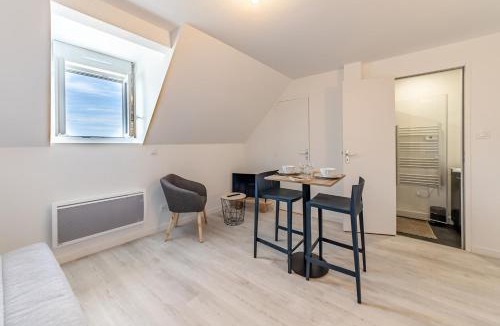 Saint-Serge Apartment | Studio proche université et commodités