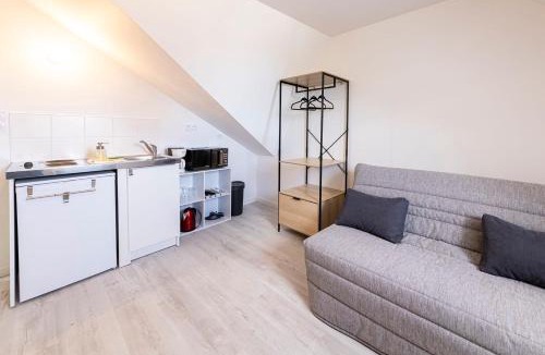 Saint-Serge Apartment | Studio proche université et commodités