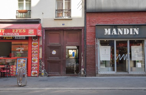 Porte-Saint-Martin Apartment | Studio Rostène - Welkeys
