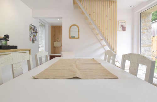 La Pernelle House | Stunning home in La Pernelle with WiFi